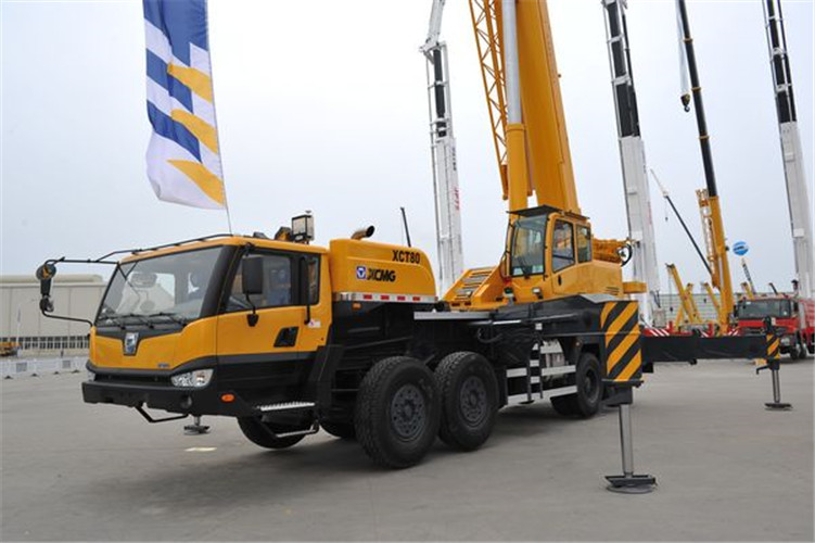 新市区预约吊车后，多久能上门服务？24 小时应急响应吗？